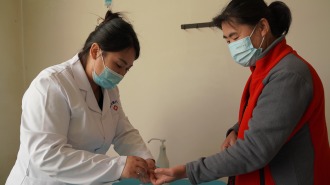 保定清苑：医师下派帮扶 让百姓有“医”靠